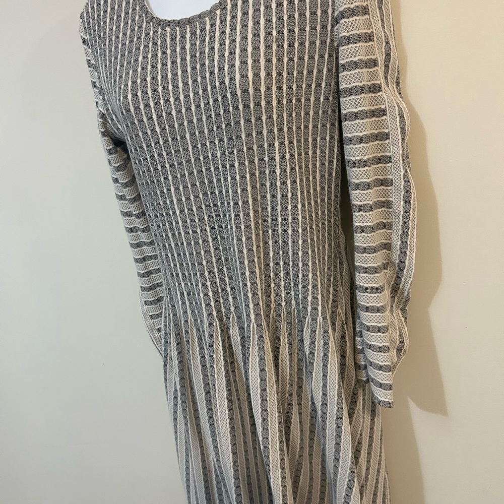 BCBG MaxAzria Striped Gray Dress - Picture 3 of 6